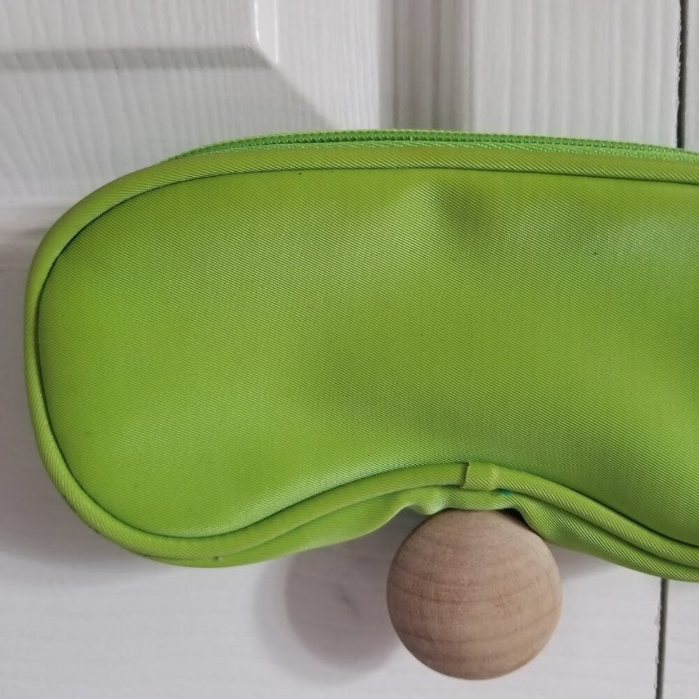 Sunglasses Carrying Case Lime Green Clip-On Glasses Carrier - Picture 4 of 6